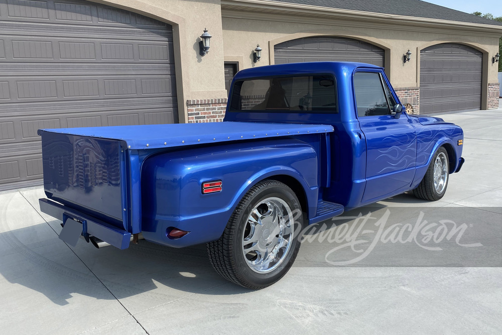 1968 CHEVROLET C10 CUSTOM STEPSIDE PICKUP - Rear 3/4 - 242996