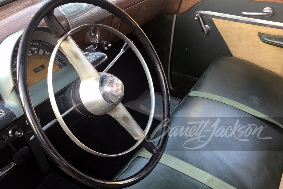 1952 MERCURY WOODY WAGON - Interior - 243000