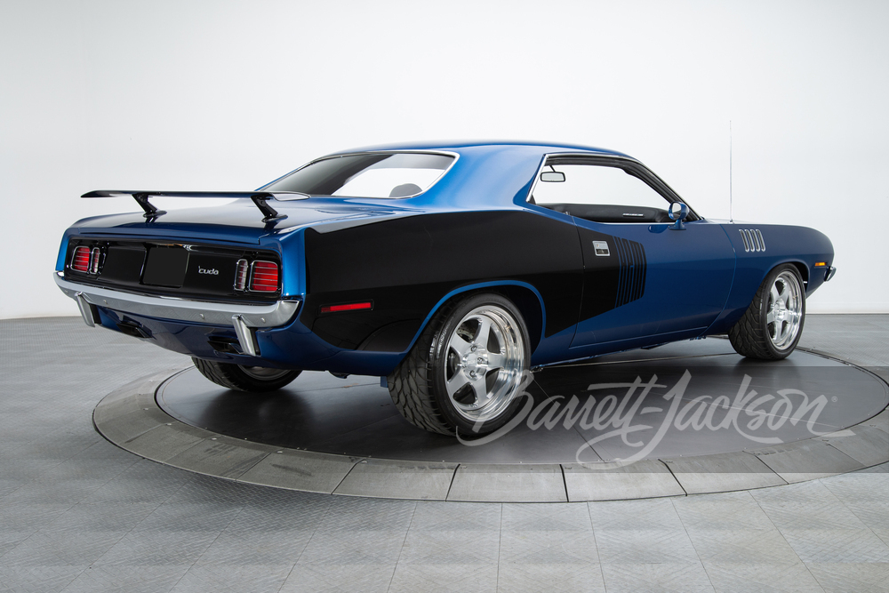 1970 PLYMOUTH BARRACUDA CUSTOM HARDTOP - Rear 3/4 - 243002