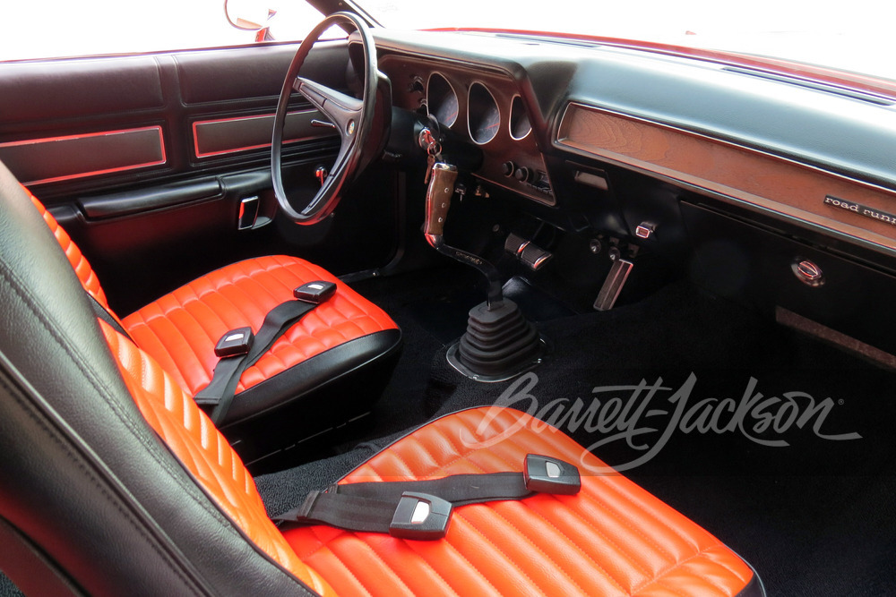 1971 PLYMOUTH ROAD RUNNER - Interior - 243010