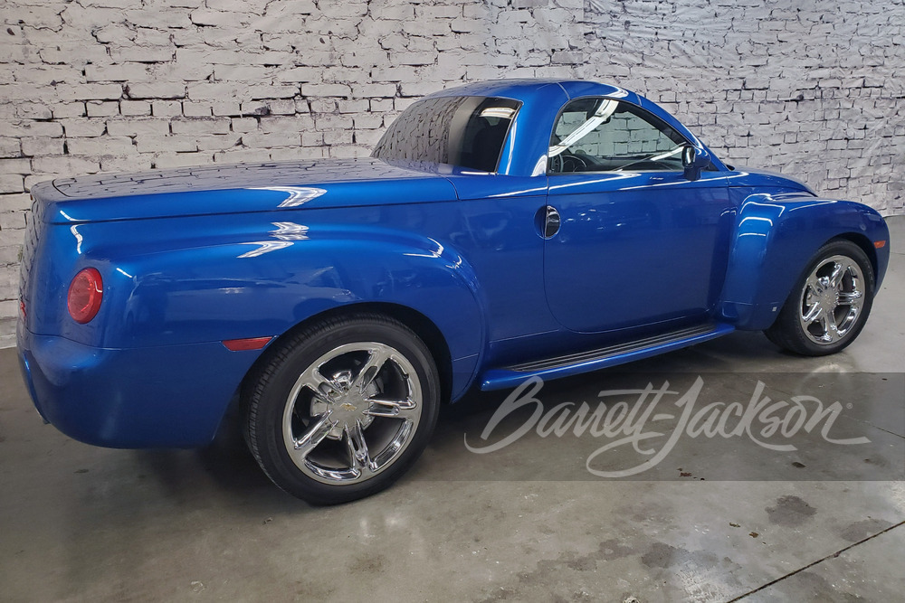 2006 CHEVROLET SSR PICKUP - Side Profile - 243025