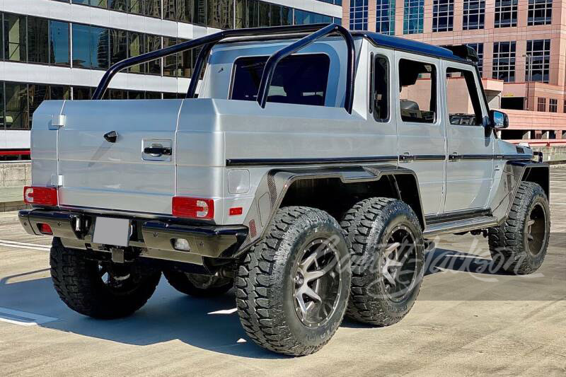 2017 MERCEDES-BENZ G63 AMG CUSTOM 6X6 SUV - Rear 3/4 - 243175