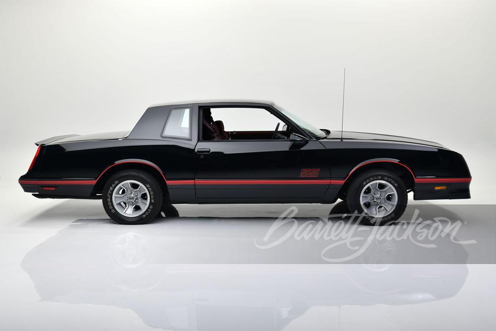 1988 CHEVROLET MONTE CARLO - Side Profile - 243807