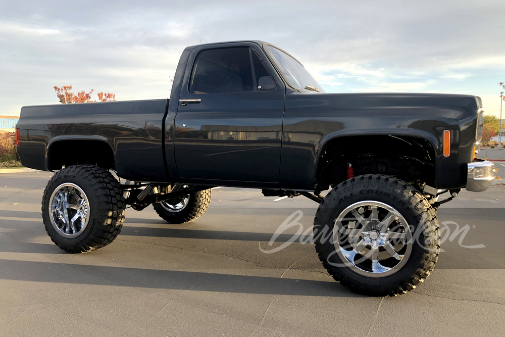 1973 CHEVROLET K10 CUSTOM PICKUP - Side Profile - 244068