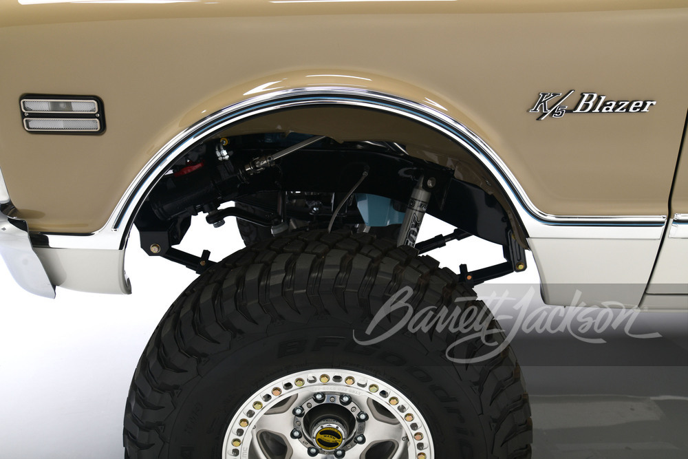 1969 CHEVROLET K5 BLAZER CUSTOM SUV - Misc 32 - 244299