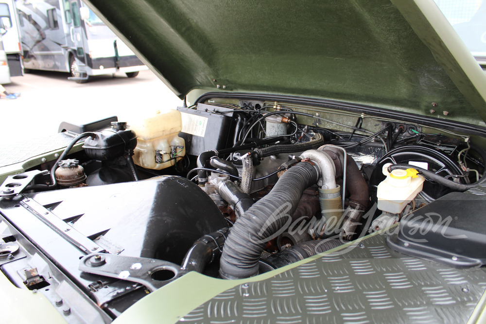 Land Rover 90 Engine 1989 LAND ROVER DEFENDER 90 CUSTOM SUV - Engine - 244443