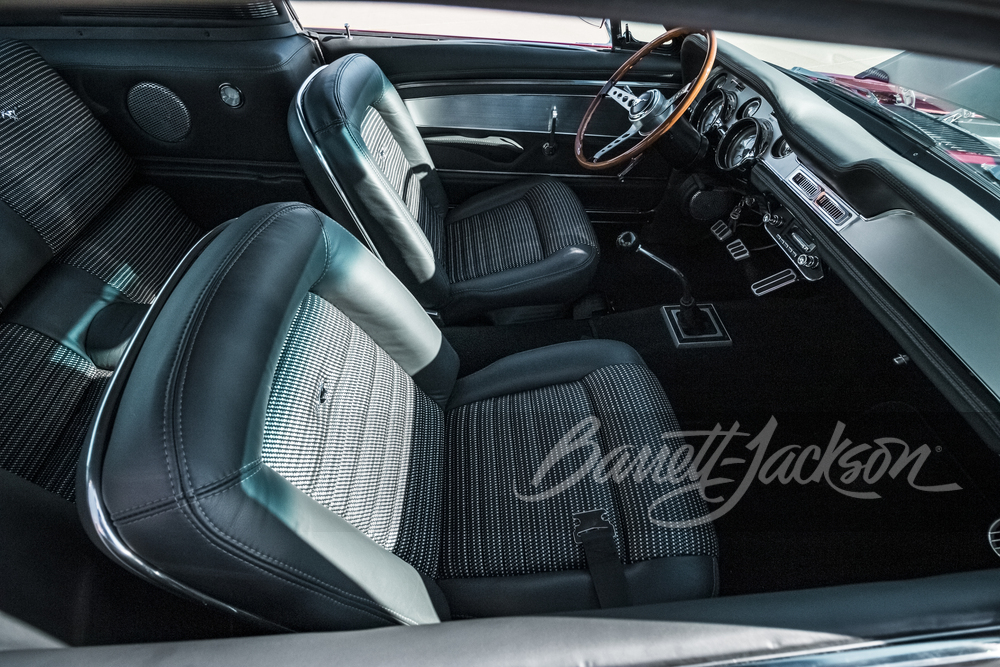 1967 FORD MUSTANG CUSTOM FASTBACK - Interior - 244862