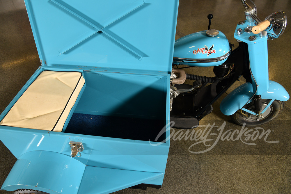 1957 CUSHMAN EAGLE TRUCKSTER - Interior - 245089