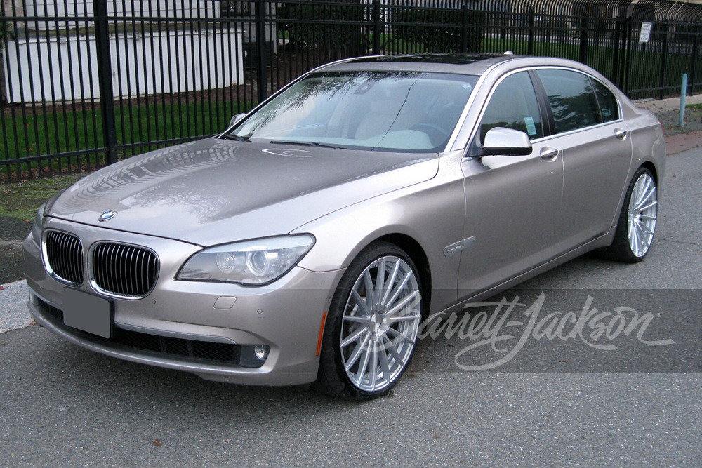 2009 BMW 750Li - Front 3/4 - 245126