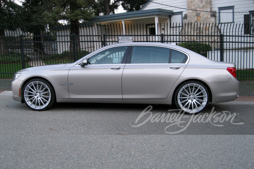 2009 BMW 750Li - Side Profile - 245126