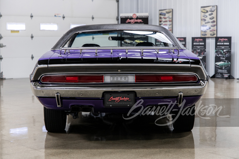 1970 DODGE CHALLENGER R/T "70 SUNROOF CHALLENGER" - Interior - 245186