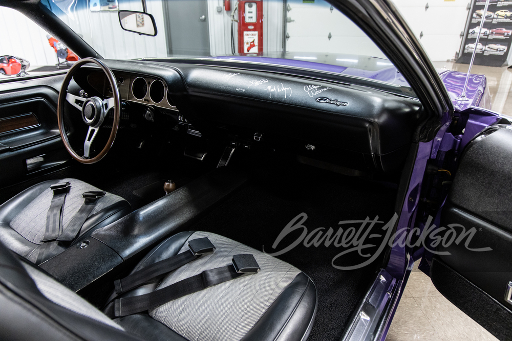 1970 DODGE CHALLENGER R/T "70 SUNROOF CHALLENGER" - Misc 5 - 245186