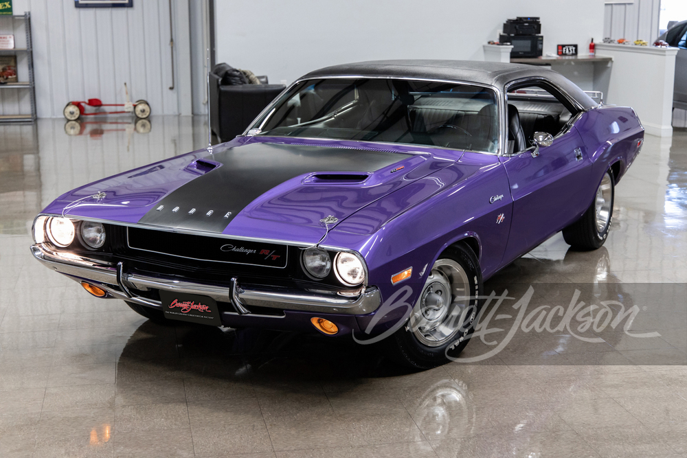 1970 DODGE CHALLENGER R/T "70 SUNROOF CHALLENGER" - Side Profile - 245186