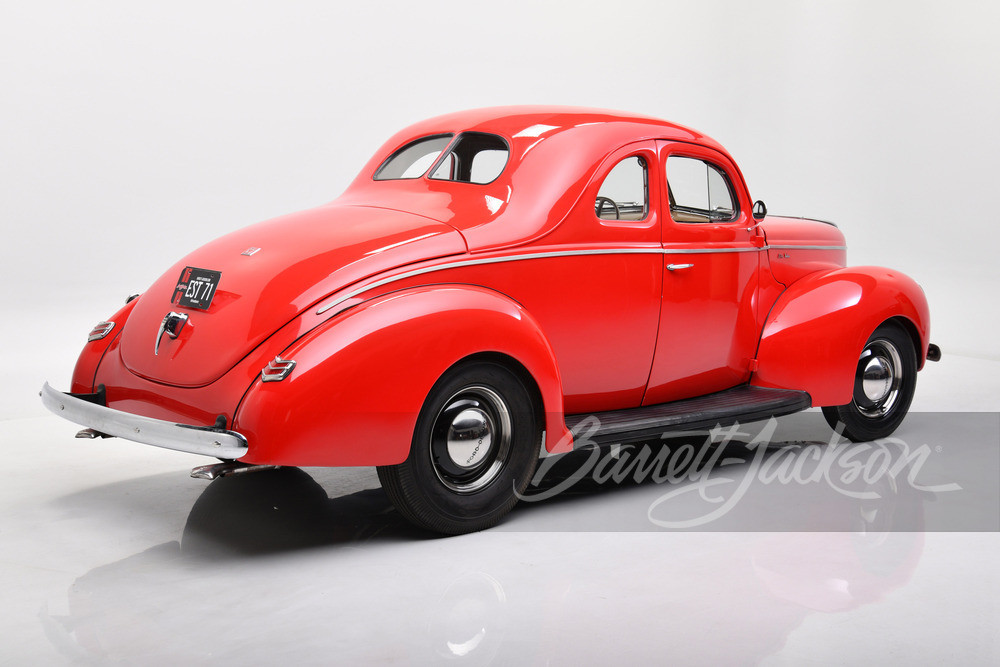1940 FORD COUPE - Rear 3/4 - 245274