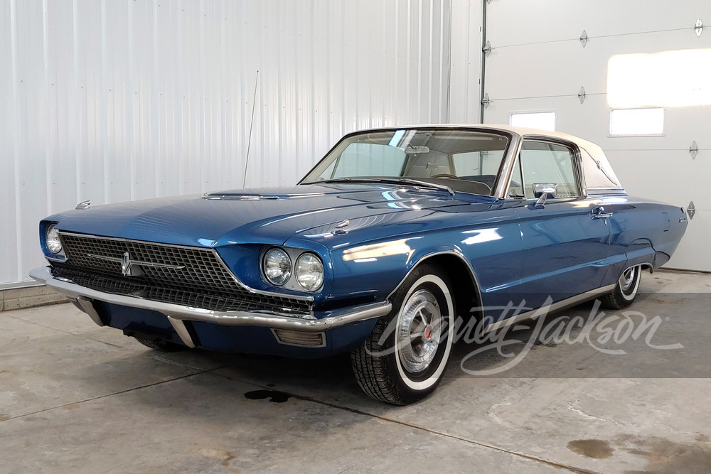 1966 FORD THUNDERBIRD TOWN LANDAU - Front 3/4 - 245347