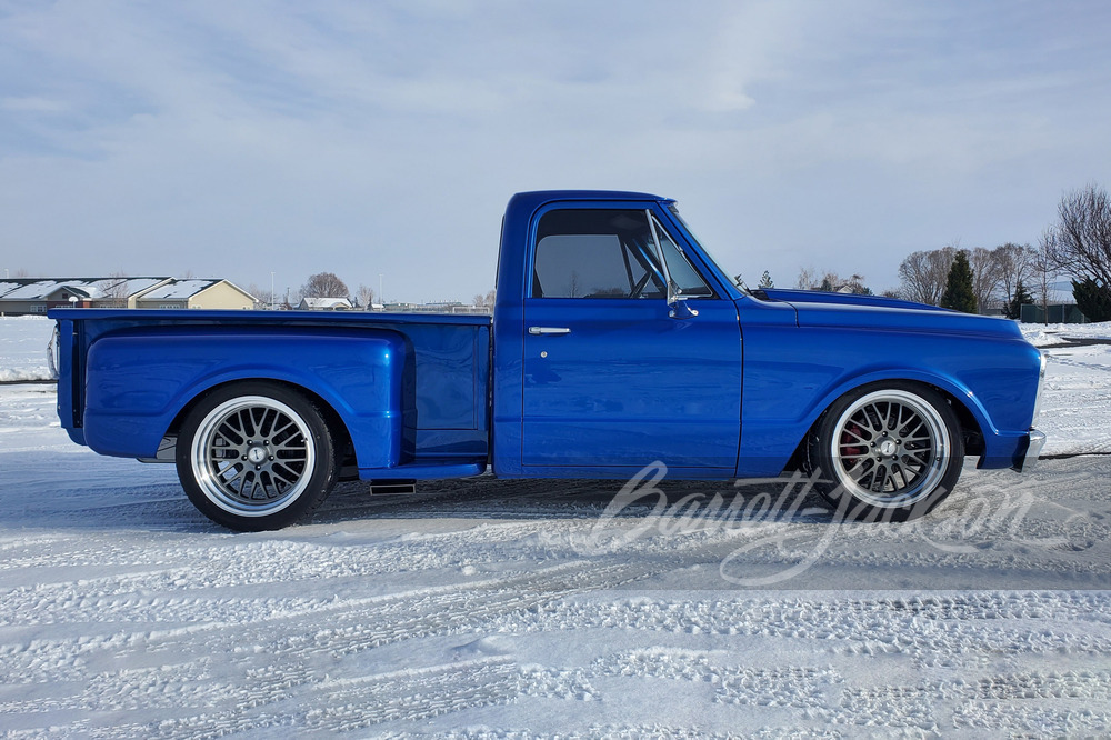 1969 CHEVROLET C10 CUSTOM STEPSIDE PICKUP - Side Profile - 245824
