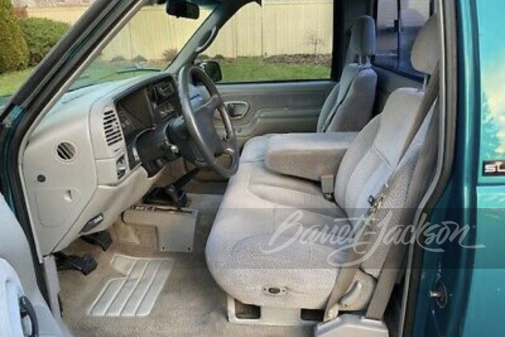 1995 GMC SIERRA 1500 PICKUP - Interior - 246604