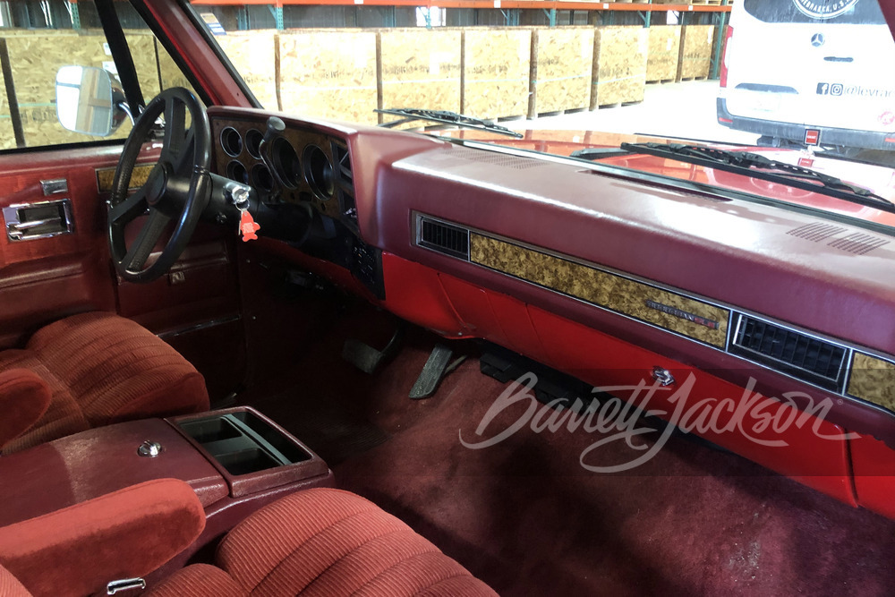 1991 GMC SUBURBAN - Interior - 246798