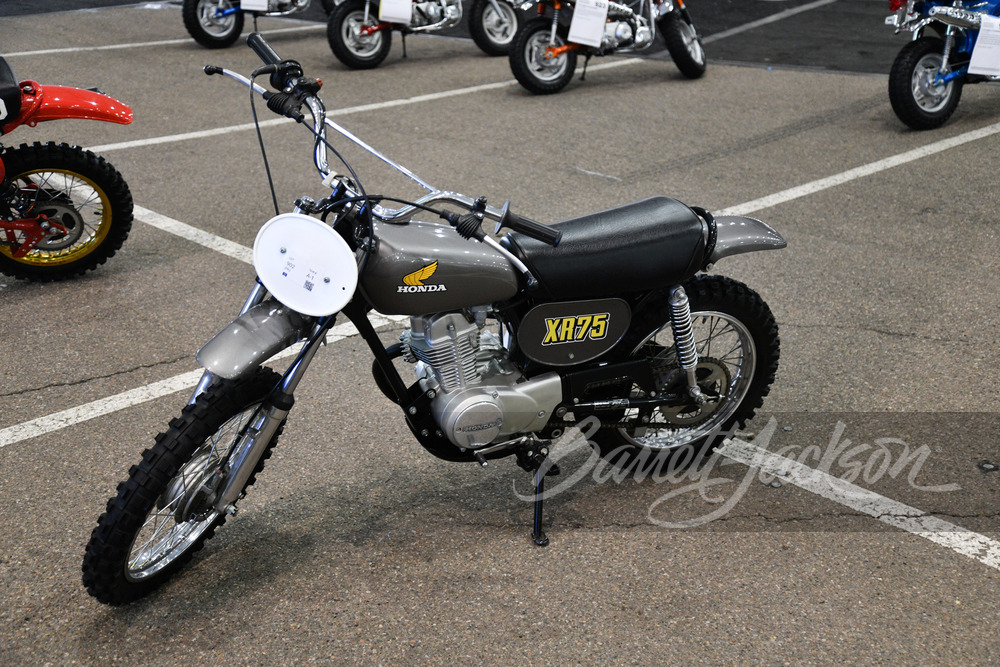 1974 HONDA XR75 MINIBIKE - Front 3/4 - 246814