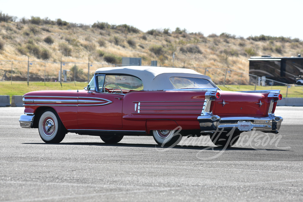 1958 OLDSMOBILE DYNAMIC 88 CONVERTIBLE - Rear 3/4 - 247060