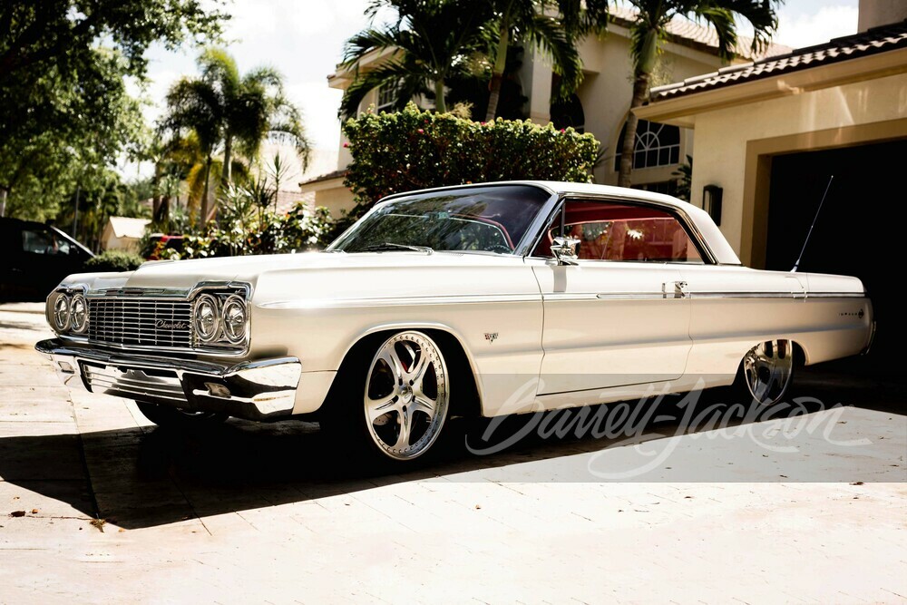 1964 CHEVROLET IMPALA SS CUSTOM COUPE - Front 3/4 - 247824