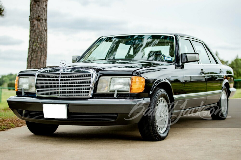 1991 MERCEDES-BENZ 560SEL - Front 3/4 - 247952