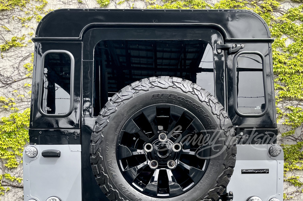 1992 LAND ROVER DEFENDER 110 CUSTOM SUV - Misc 4 - 248111