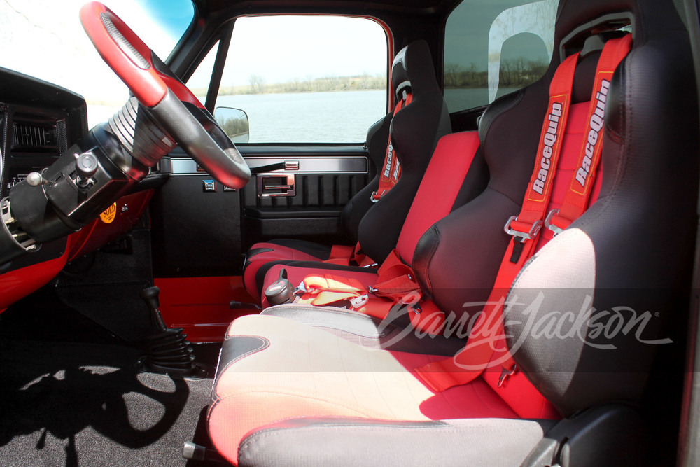 1987 CHEVROLET K10 CUSTOM PICKUP - Interior - 248161