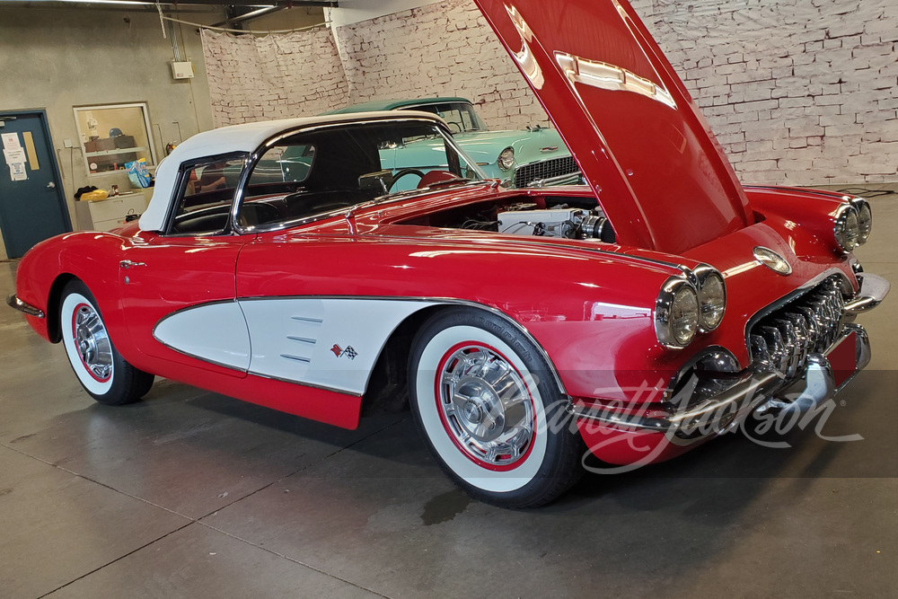 1960 CHEVROLET CORVETTE CUSTOM CONVERTIBLE - Front 3/4 - 248186