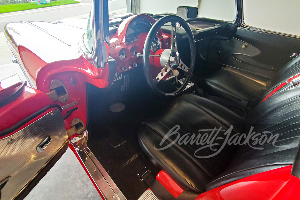 1960 CHEVROLET CORVETTE CUSTOM CONVERTIBLE - Interior - 248186
