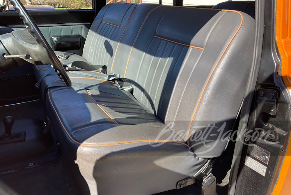 1968 CHEVROLET SUBURBAN CUSTOM SUV - Interior - 248219