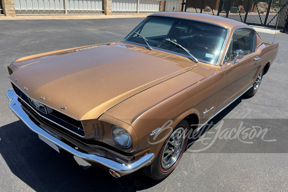 1966 FORD MUSTANG K-CODE FASTBACK - Front 3/4 - 248359