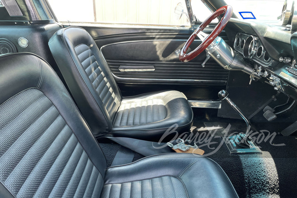 1966 FORD MUSTANG K-CODE FASTBACK - Interior - 248359