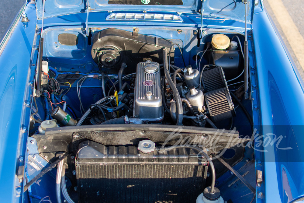 1972 MGB GT - Engine - 248389