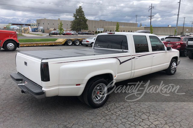 1993 CHEVROLET 3500 CREW CAB DUALLY - Rear 3/4 - 248433