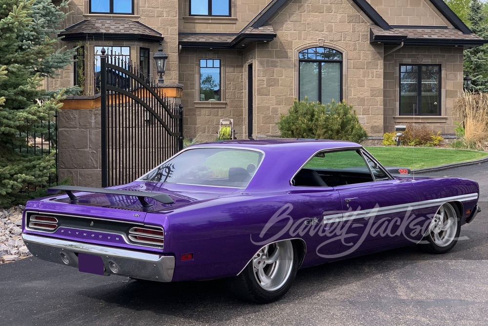 1970 PLYMOUTH GTX HEMI CUSTOM COUPE - Rear 3/4 - 248440