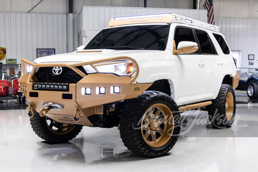 2018 TOYOTA 4RUNNER TRD CUSTOM SUV - Side Profile - 248790