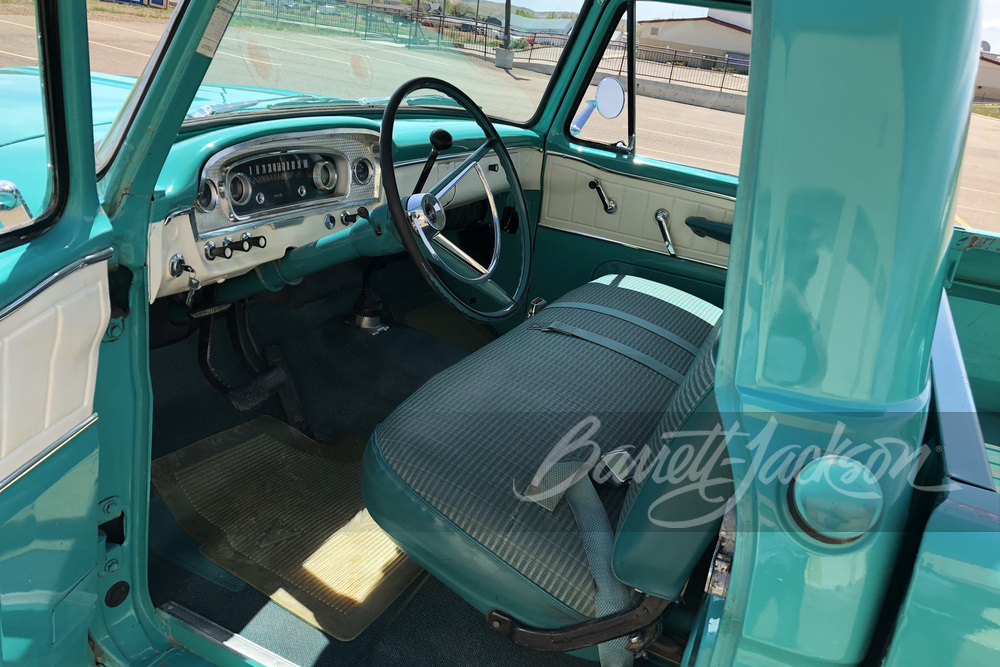 1965 FORD F-100 PICKUP - Interior - 248978