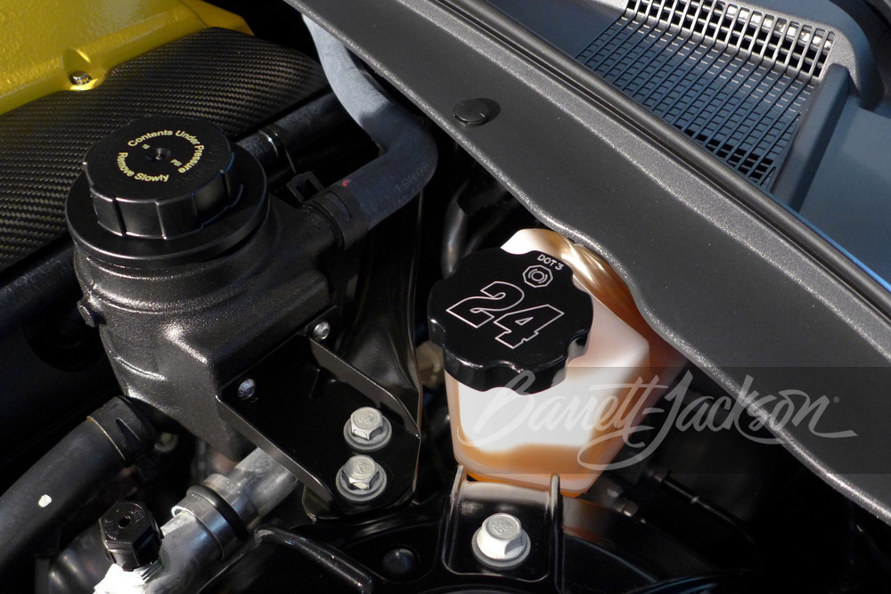 2020 CHEVROLET CAMARO ZL1 HERTZ/HENDRICK MOTORSPORTS EDITION - Misc 8 - 249010