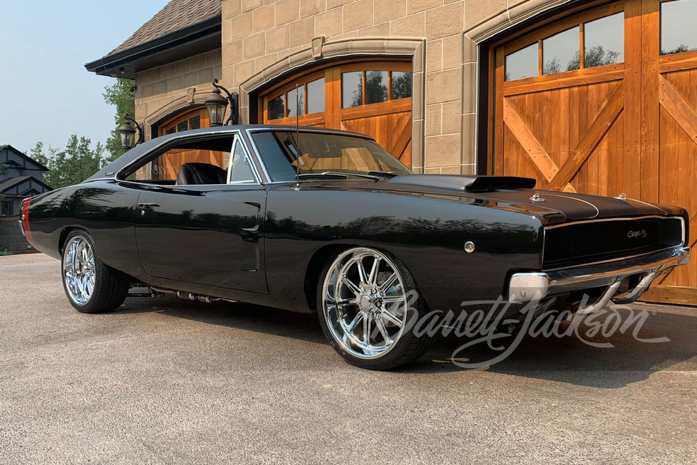 1968 DODGE CHARGER R/T CUSTOM COUPE - Front 3/4 - 249647