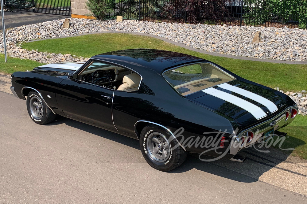 1971 CHEVROLET CHEVELLE SS 396 - Rear 3/4 - 249710