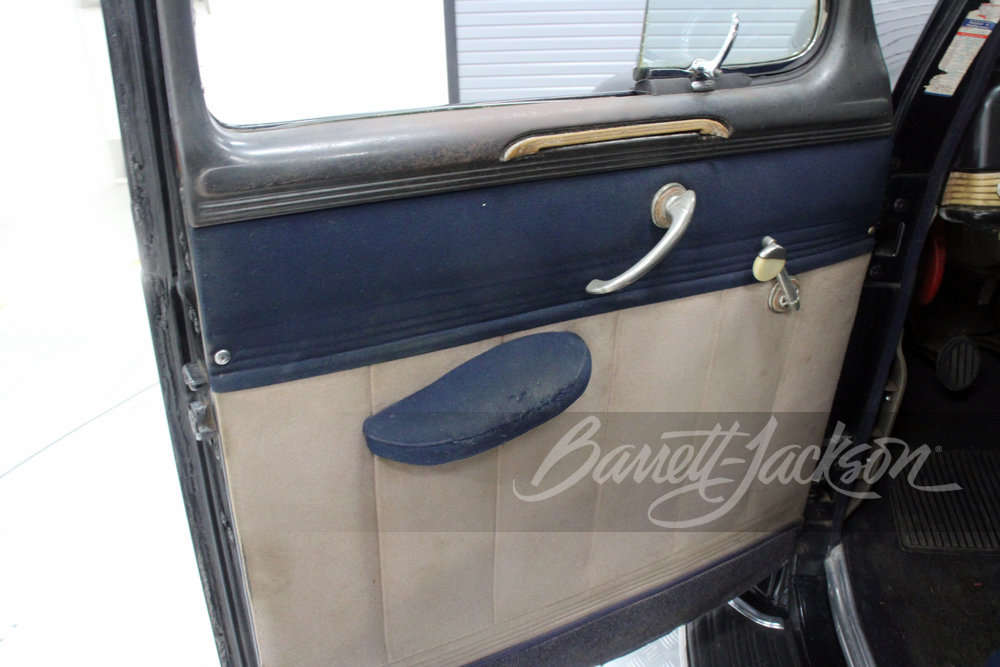 1940 CHRYSLER NEW YORKER 4-DOOR SEDAN - Misc 2 - 249920