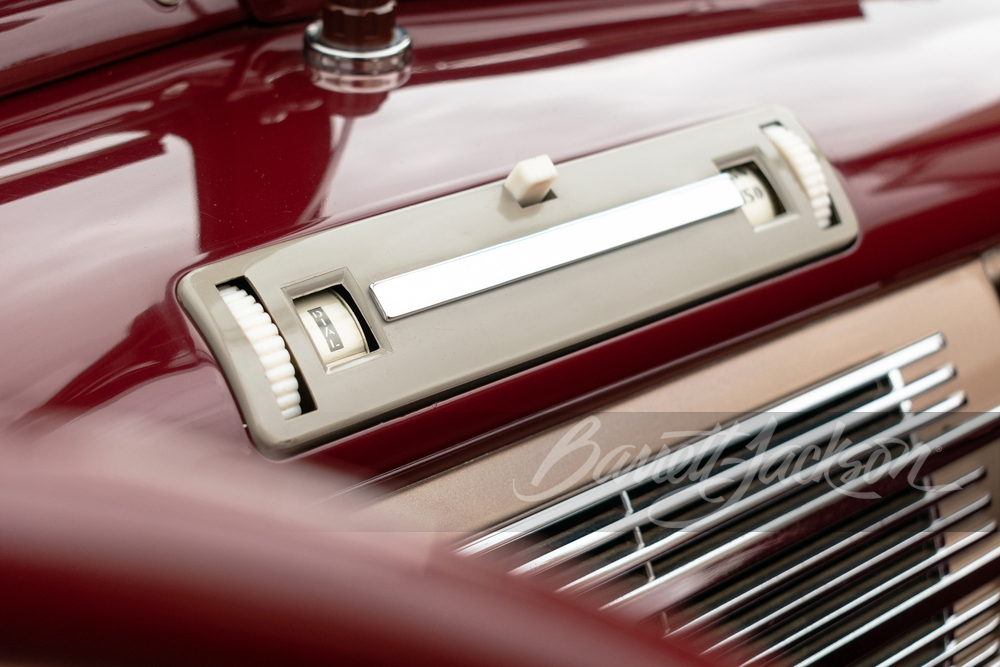 1940 FORD DELUXE CONVERTIBLE - Misc 11 - 250070