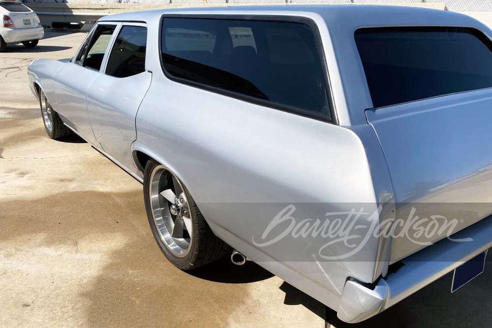 1972 CHEVROLET CHEVELLE CUSTOM WAGON - Rear 3/4 - 250388