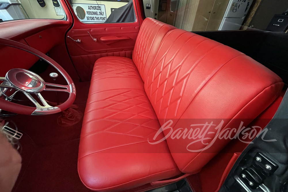 1958 CHEVROLET APACHE CUSTOM PICKUP - Interior - 250394