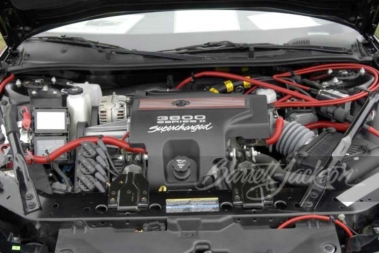 2004 CHEVROLET MONTE CARLO SS DALE EARNHARDT INTIMIDATOR SERIES - Engine - 250529