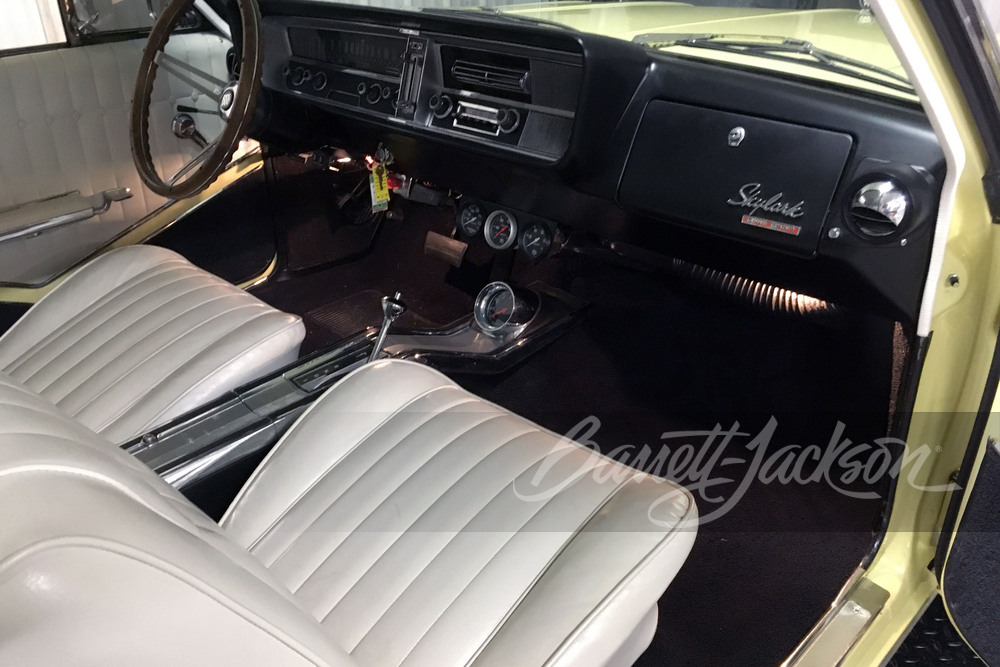 1964 BUICK SKYLARK GS CUSTOM SPORT WAGON - Interior - 251238