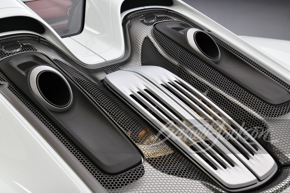 2015 PORSCHE 918 SPYDER - Misc 28 - 251253