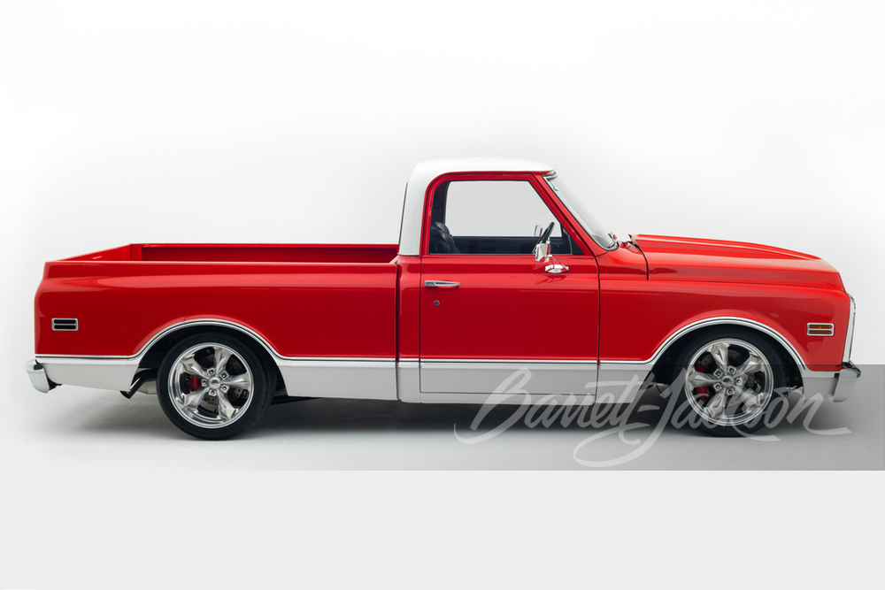 1971 CHEVROLET C10 CUSTOM PICKUP - Side Profile - 251333