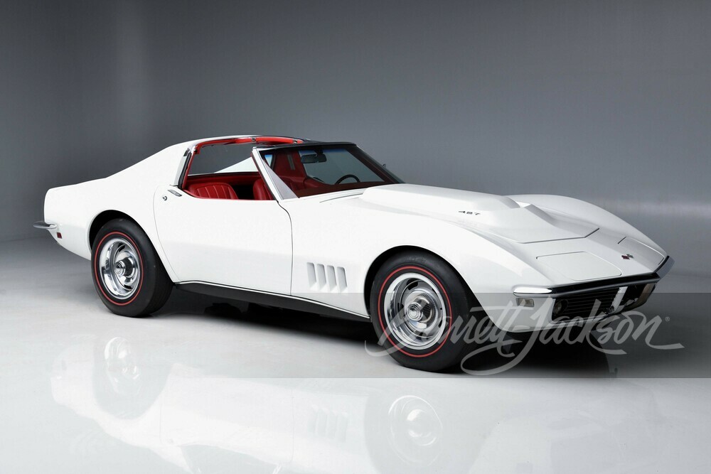 1968 CHEVROLET CORVETTE L88 - Front 3/4 - 251342
